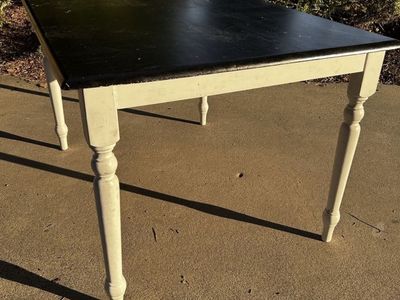 Dining or craft table