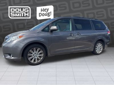 2014 Toyota Sienna XLE 7-Passenger