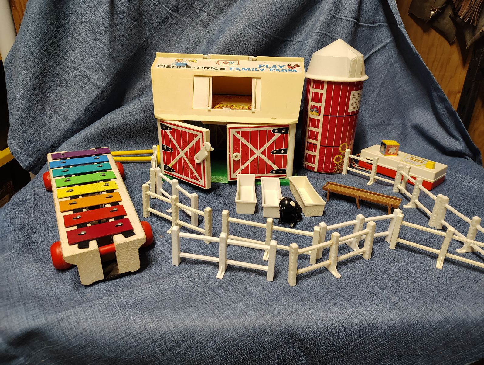 Fisher Price Toys includes Barn, Silo, Fencing, Feeders, Pig, Camera, Xylophone
