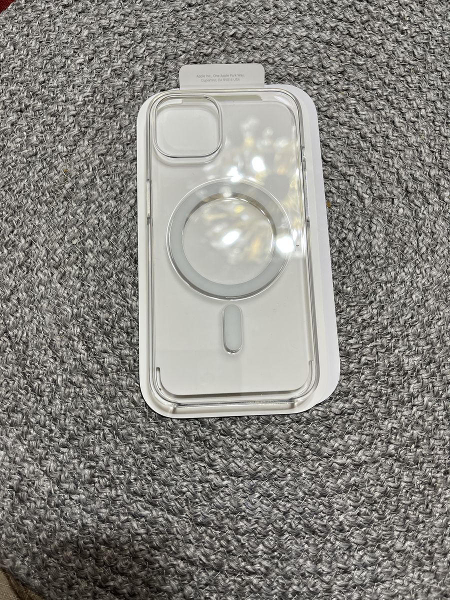 Genuine Apple iPhone 13 Clear MagSafe Case