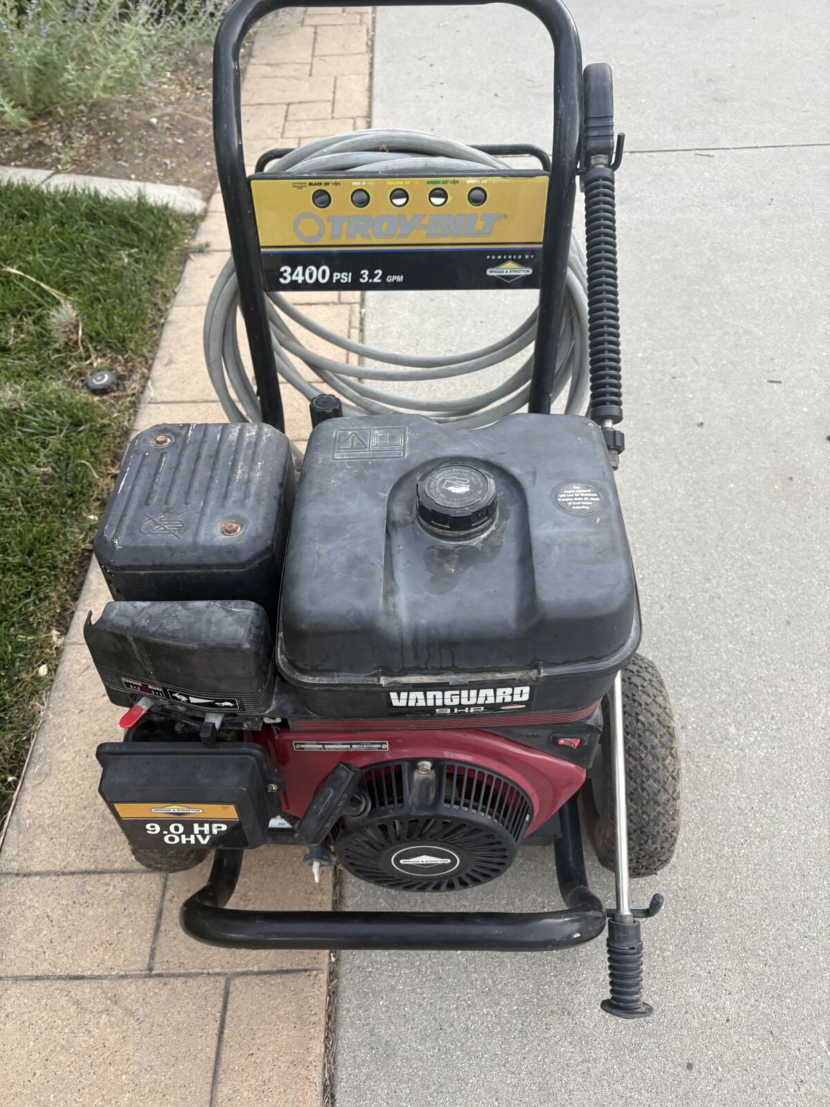 Triplex 3400 PSI 3.2 GPM Pressure Washer