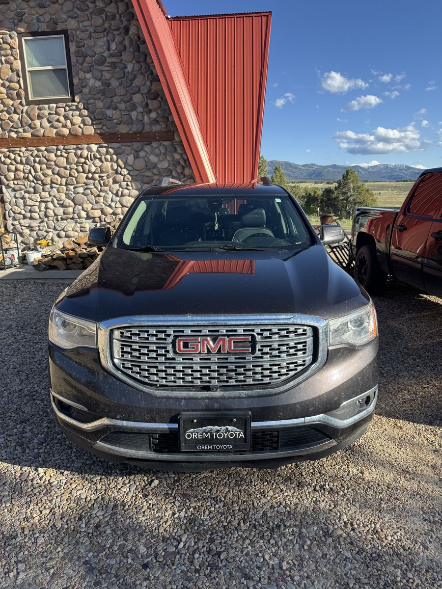 2018 GMC Acadia 