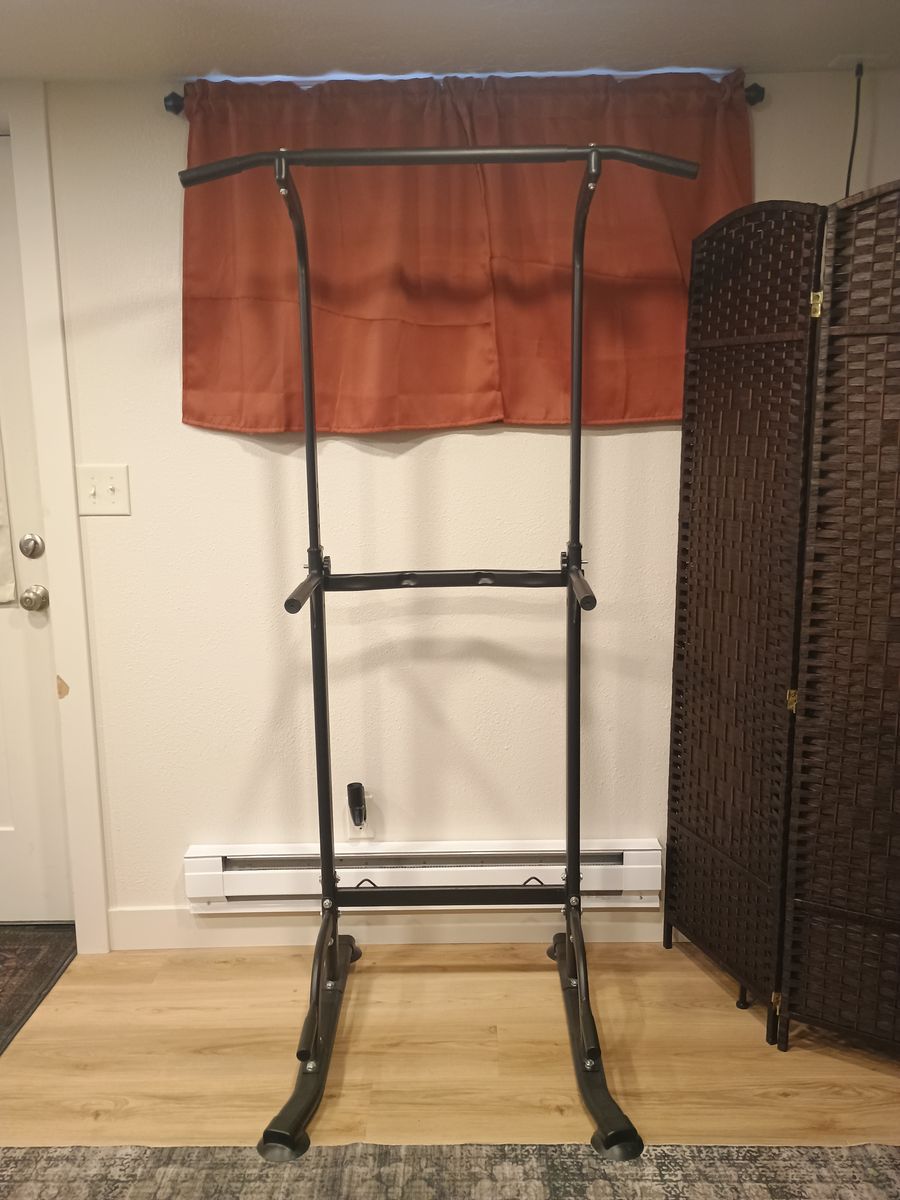 Adjustable Pullup Bar/Dip