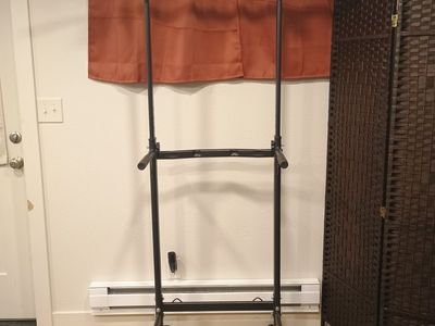 Adjustable Pullup Bar/Dip