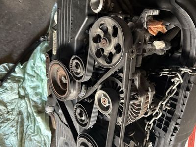 Used Subaru Engine Assembly Complete with Accessories