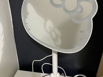 hello Kitty Mirror