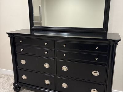 Black Dresser