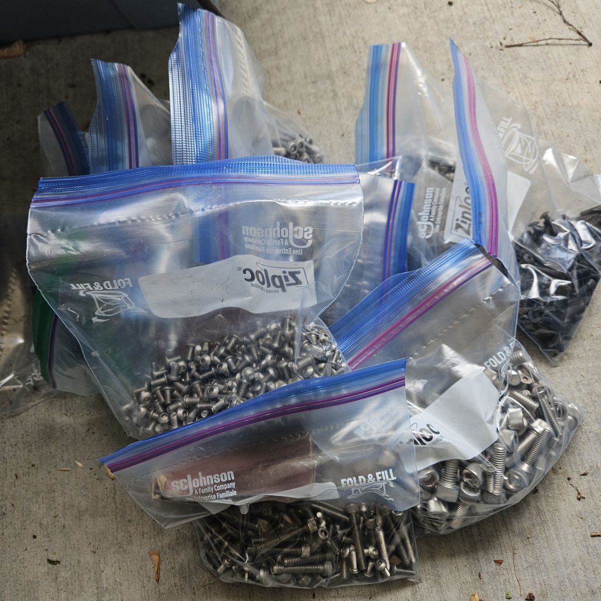 machine screws and bolts