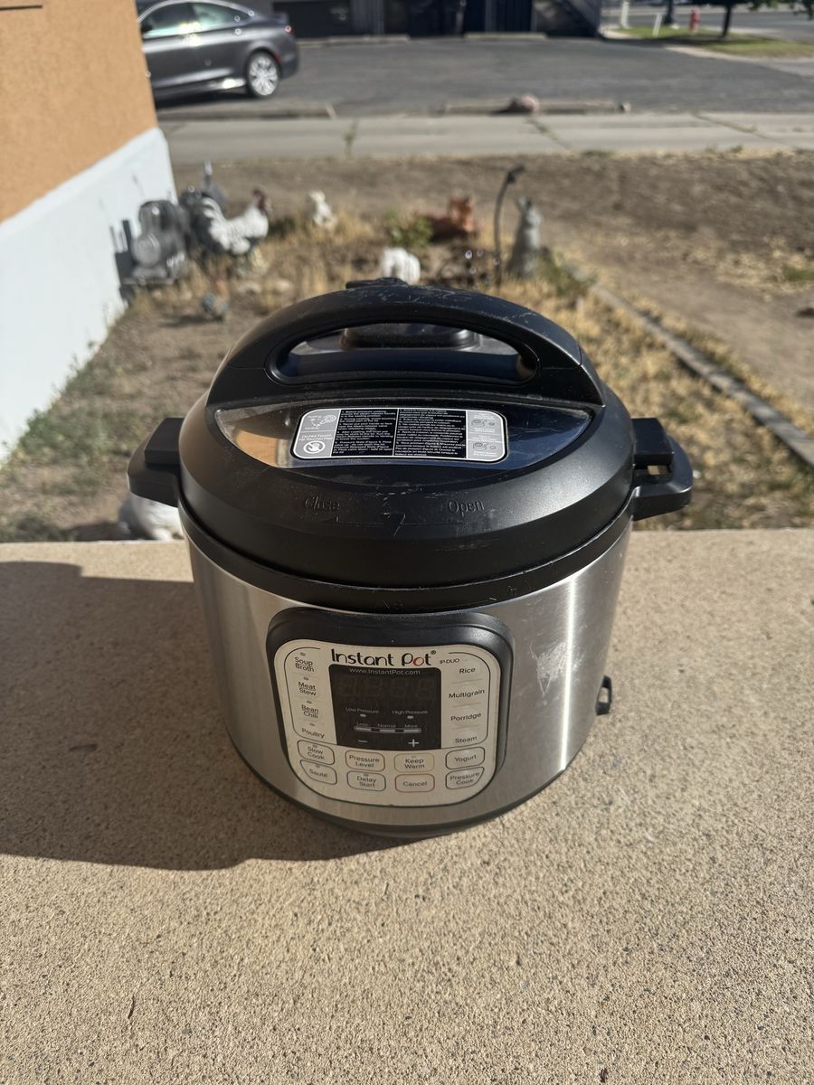 Electric Instant pot stainless steel 6 Quart