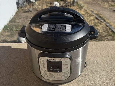 Electric Instant pot stainless steel 6 Quart