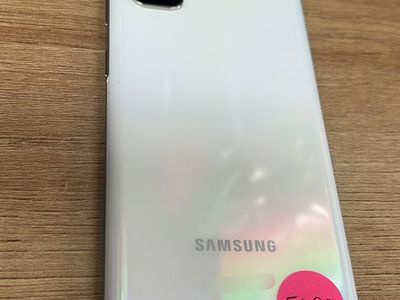 Samsung Galaxy S20 5G- 128GB - Unlocked