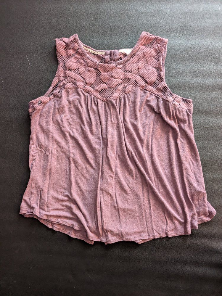 Maurices Women's Purple Lace Yoke Button Back Sleeveless Top Size L