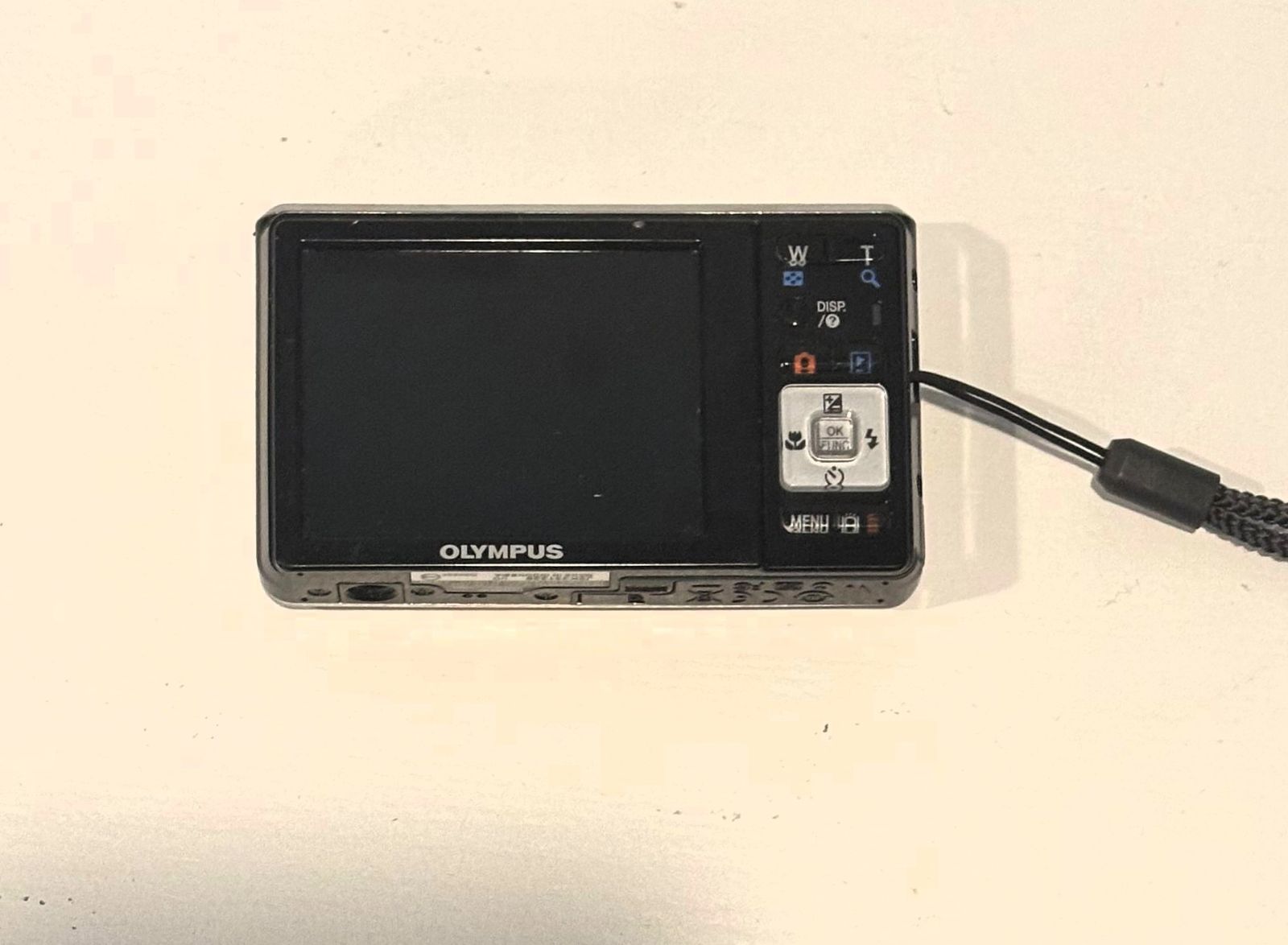 Main image 3