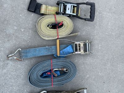 Two 2” ratchet straps with one extra ratchet