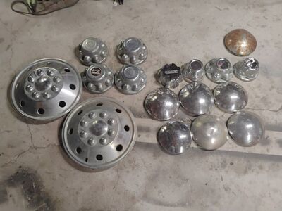 miscellaneous hubcaps