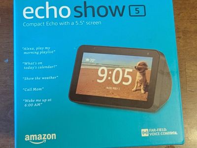 NEW IN BOX Amazon Echo Show 5 Compact Smart Display with Alexa - 5.5" Screen