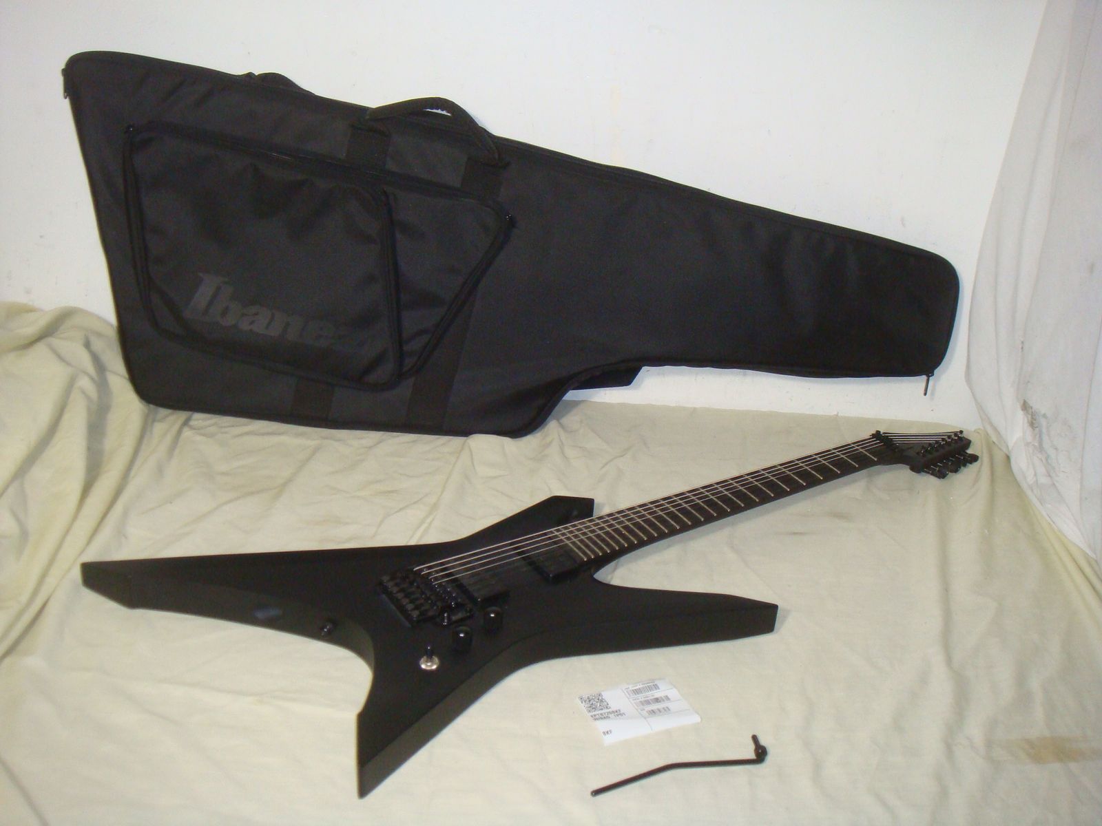 IBANZ XPTB720-BKF IRON LABEL XIPHOS 7-STRING ELECTRIC GUITAR WITH GIG BAG -FLAT BLACK