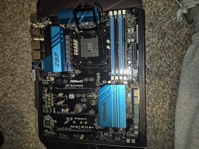 ASRock Z97 Extreme4
Motherboard Socket LGA 1150