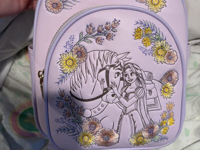 Rapunzel BoxLunch exclusive lounge fly sling bag 
