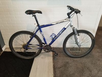 Trek 4500