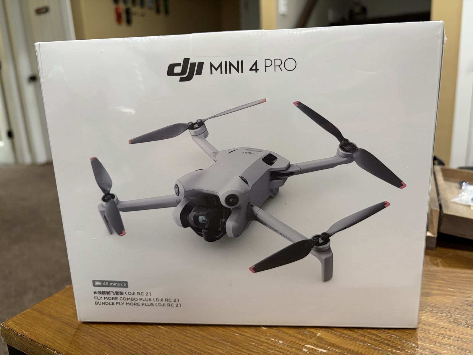 DJI Mini 4 Pro Drone Fly More Combo Plus (DJI RC 2