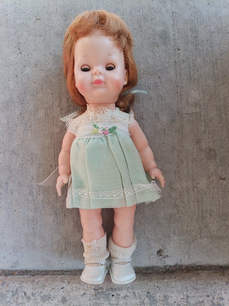 Vintage Vogue Doll 1964