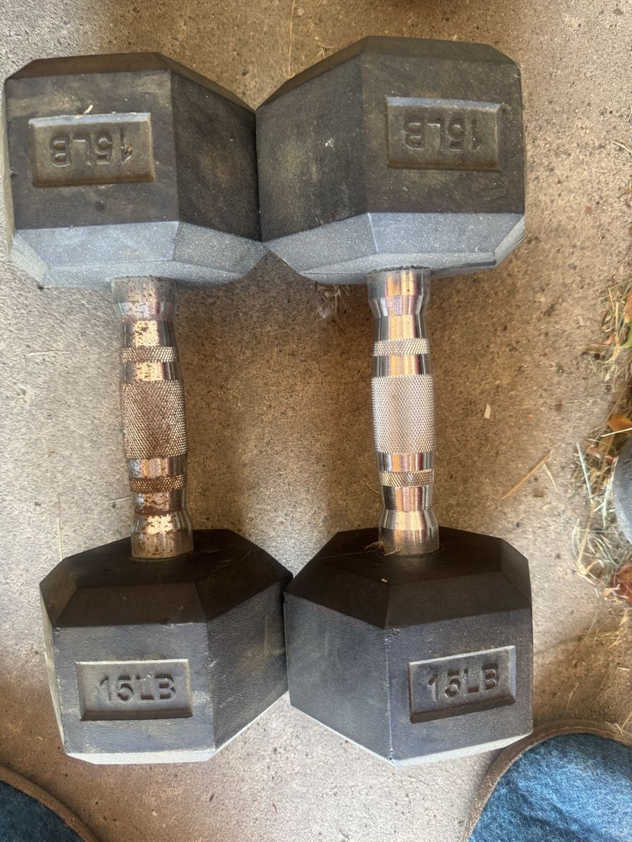 Pair of 15 LB Rubber Encased Hex Dumbbells