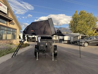 JEEP® Overland Off-Road Base Camp Travel Trailer Mission Xpedition ADDAX 2026