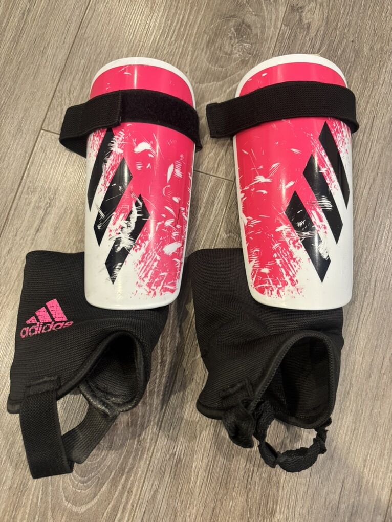 Adidas Soccer Shinguards- Size YL