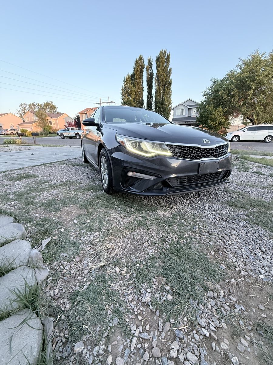 2019 Kia Optima LX