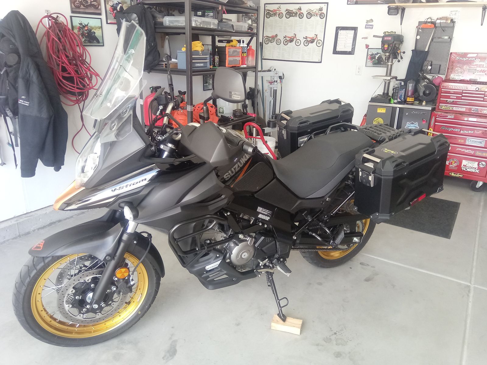 2025 Suzuki DL650 VStrom Adventure