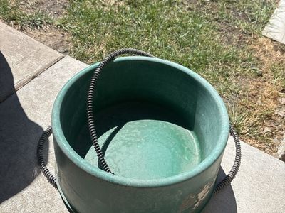 Heated Dog Bowel