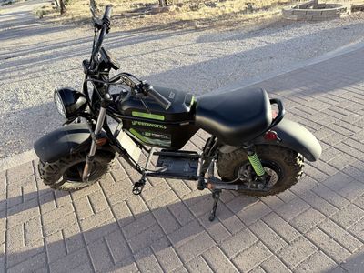 Greenworks 60V Electric Mini Bike-low miles