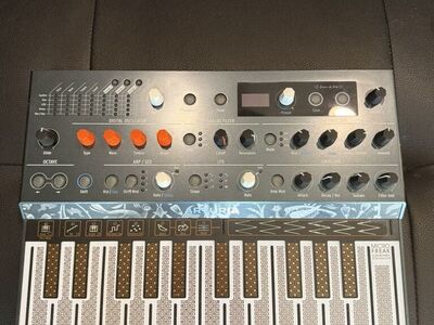 Arturia Microfreak Synth