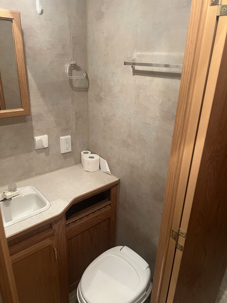 Main image 8