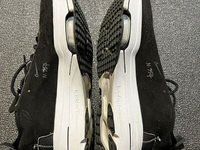 Nike Nest MeNs Size 13