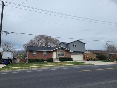 2 Rooms available, Half off rent for June! $575