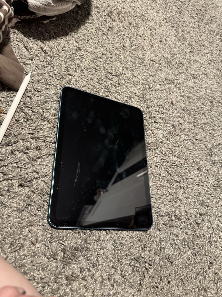 Apple iPad 10th Gen with Apple Pencil
