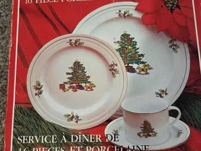 Christmas Dinner Set