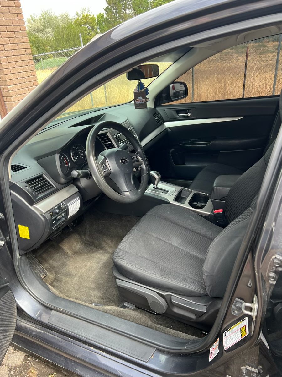 Main image 3