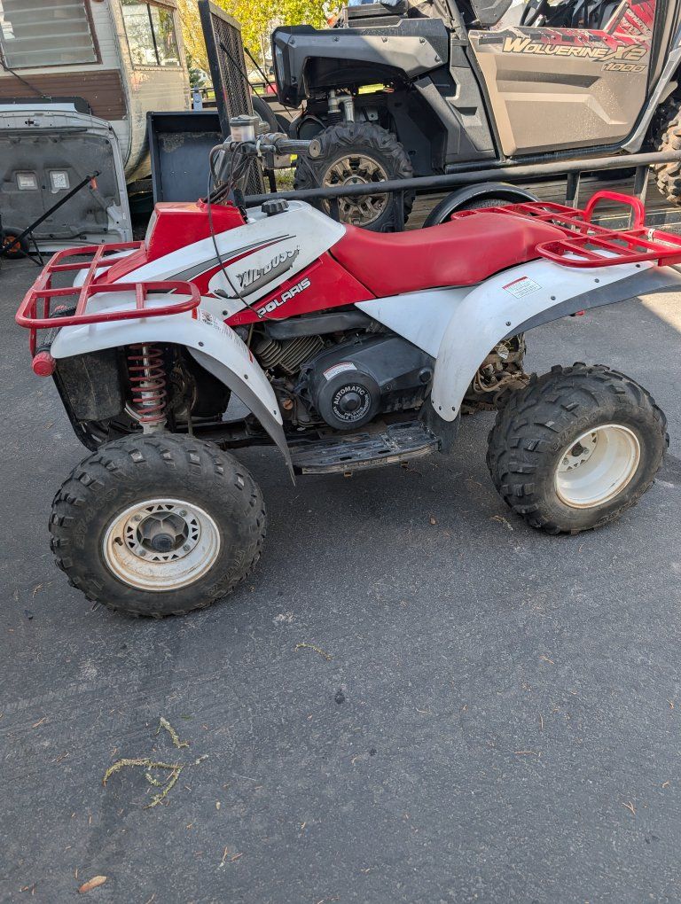 2000 Polaris