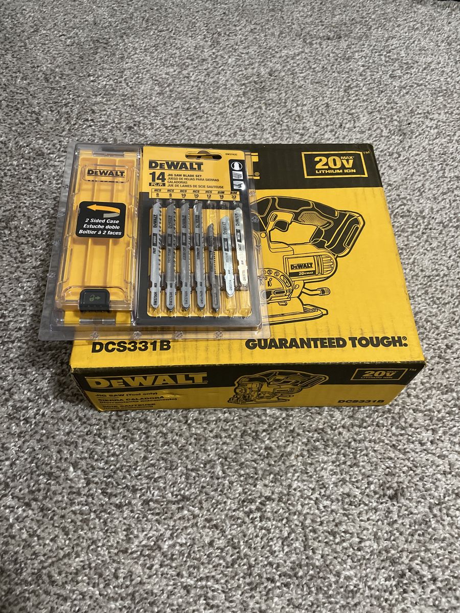 Dewalt 20V Jigsaw WITH 14 Blade Kit