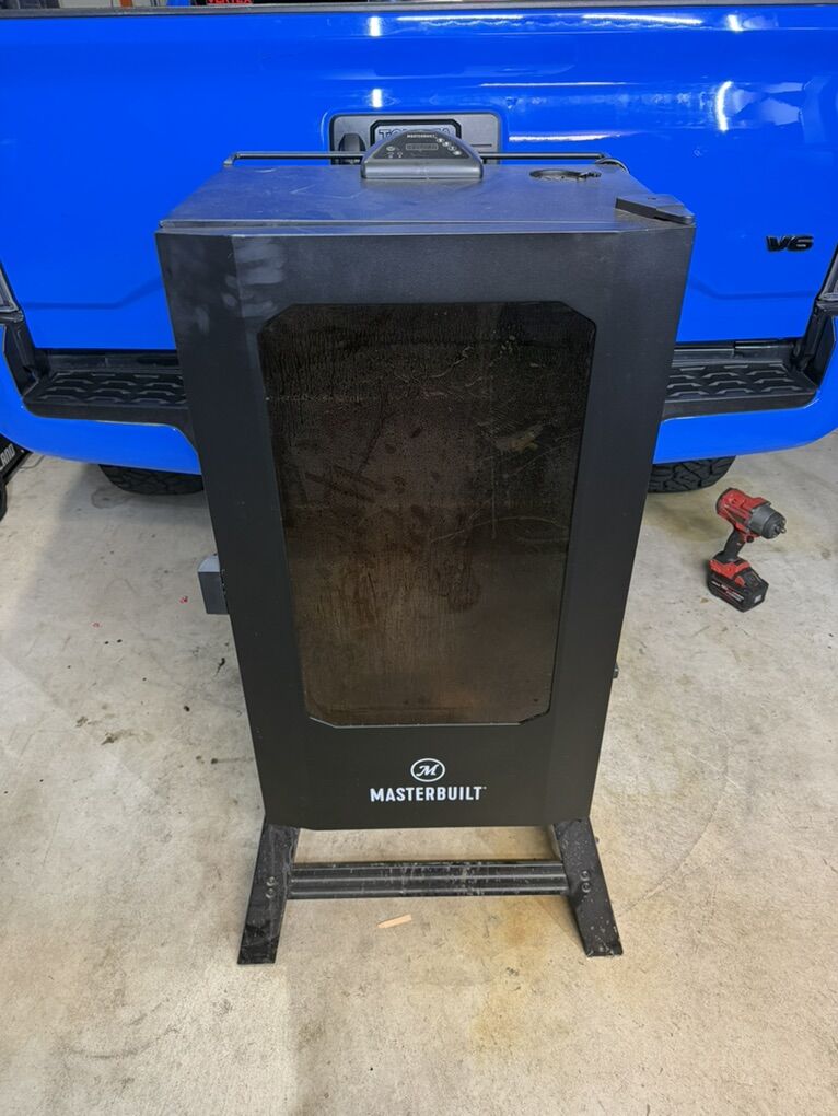 Masterbuilt Smoker