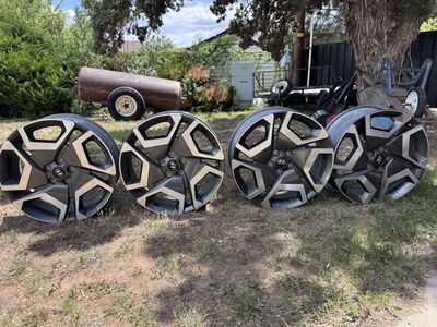 Hyundai Palisade Kia Telluride wheels 20” OEM Takeoff