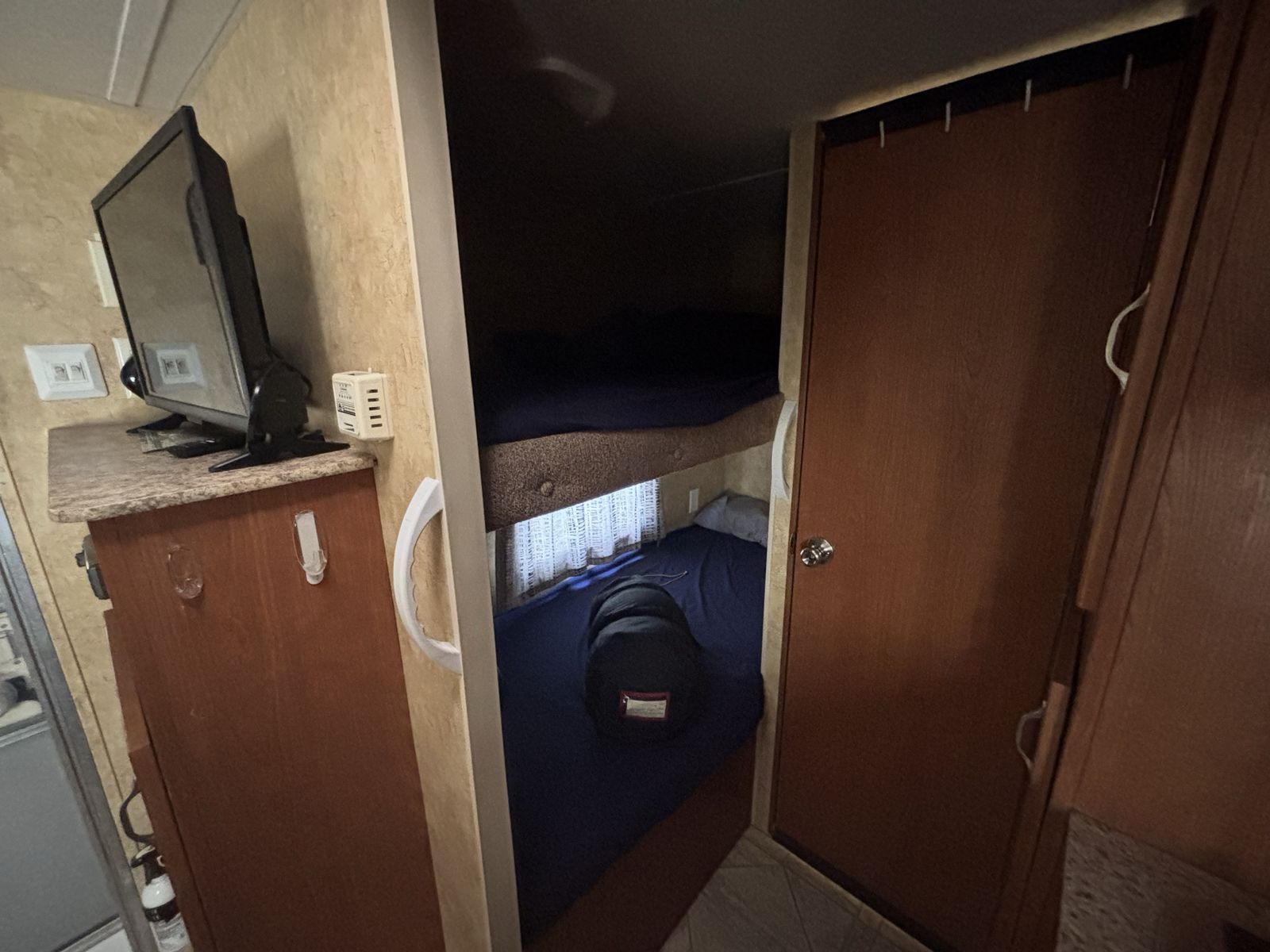 Main image 11