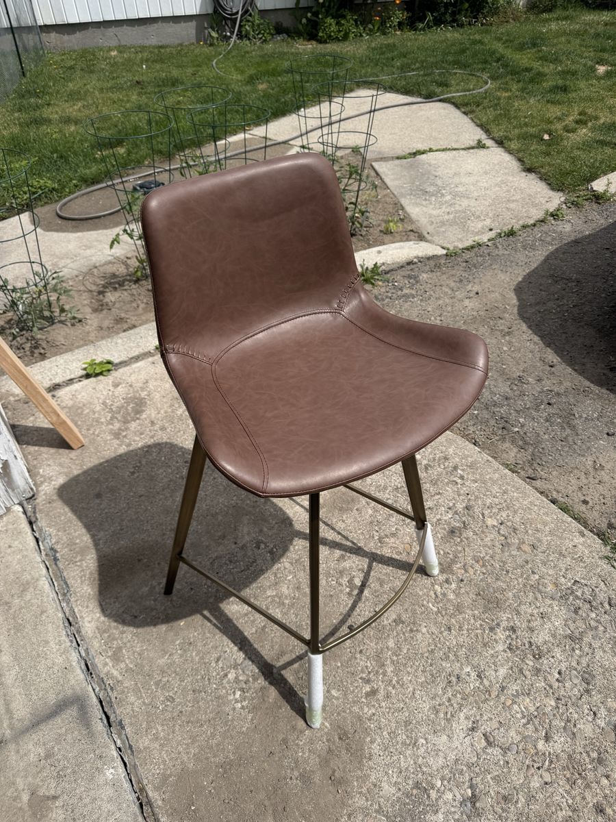 Barstool
