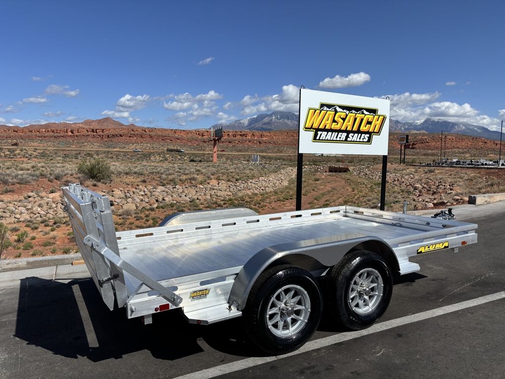2026 Aluma 78''X12' Bi-Fold Tailgate + Slotted Rai