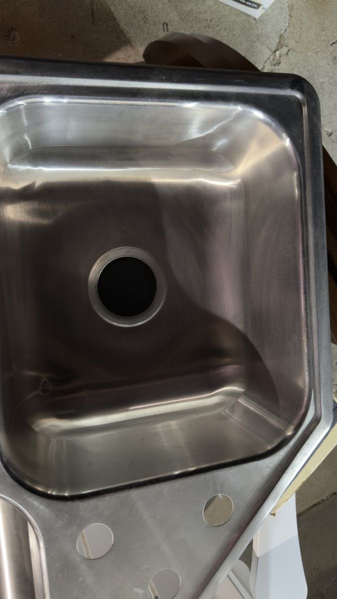 Main image 7