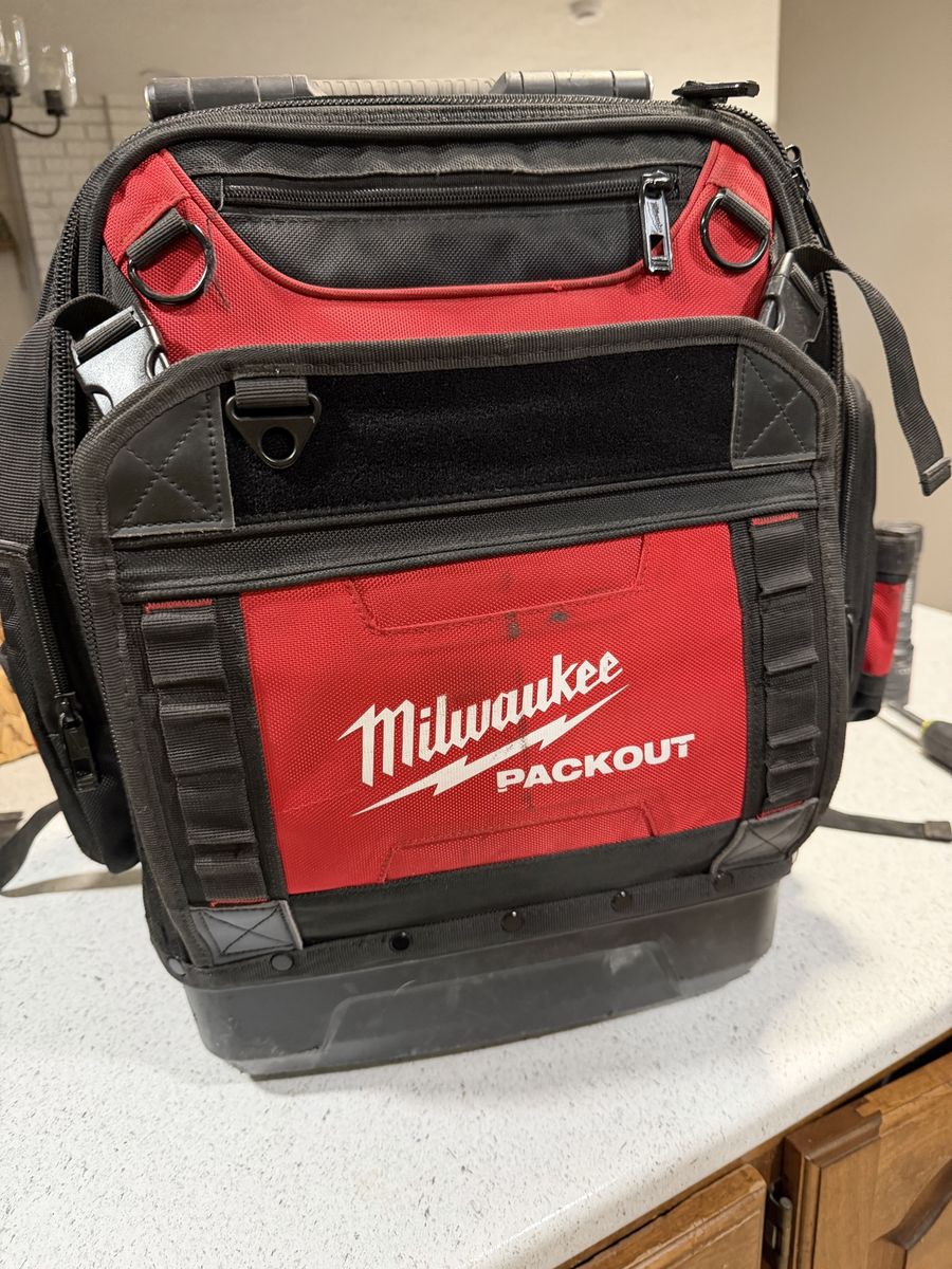 Milwaukee structural Packout backpack