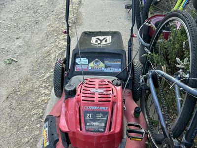 Troy-Bilt 21" Self-Propelled Gas Lawn Mower with Briggs & Stratton Engine
